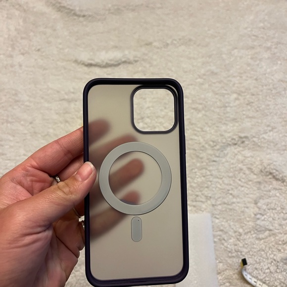 NWOT IPhone 13 Pro Max Phone Case - Picture 6 of 6